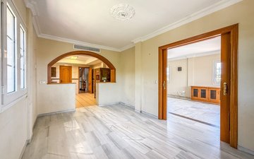 Property slide 19