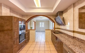 Property slide 16