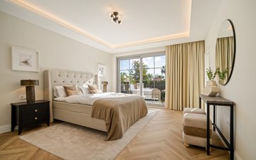 Property slide 18