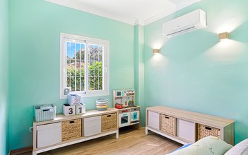 Property slide 17