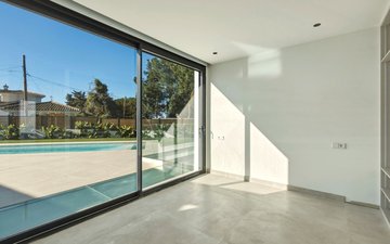 Property slide 15