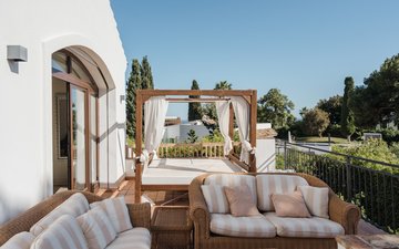 Property slide 33
