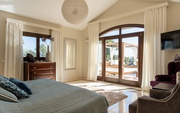 Property slide 24