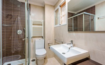 Property slide 24