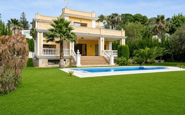 Property slide 23