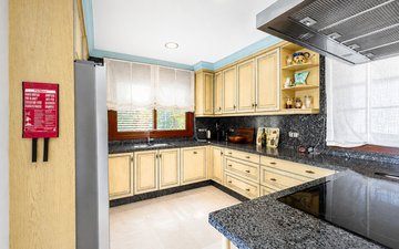 Property slide 17