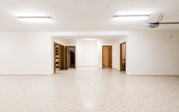 Property slide 32
