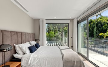Property slide 18