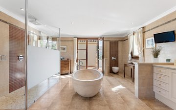 Property slide 22