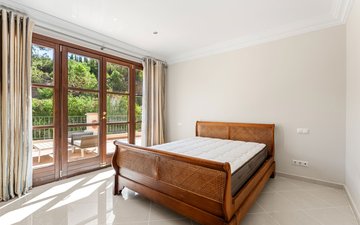 Property slide 35