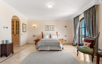 Property slide 25