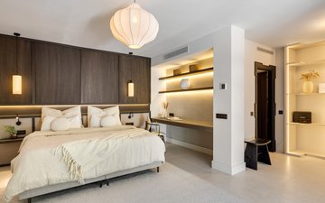 Property slide 18