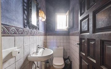 Property slide 21