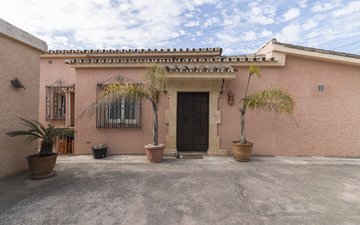 Property slide 24