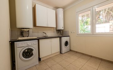Property slide 22