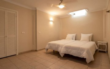 Property slide 40