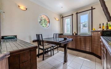 Property slide 17