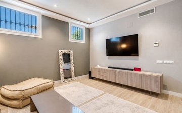 Property slide 24