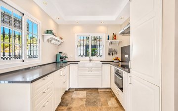 Property slide 19