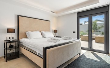 Property slide 17