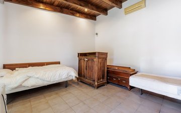 Property slide 29