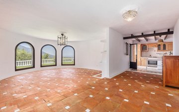Property slide 9