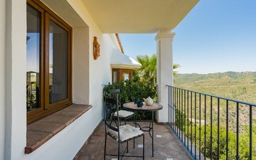 Property slide 18
