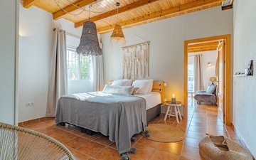 Property slide 21