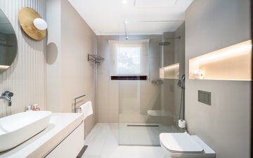 Property slide 35