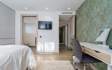 Property slide 36