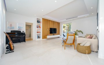 Property slide 7