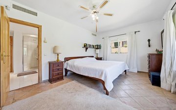 Property slide 17