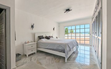 Property slide 10