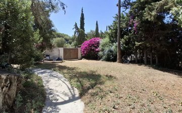 Property slide 23