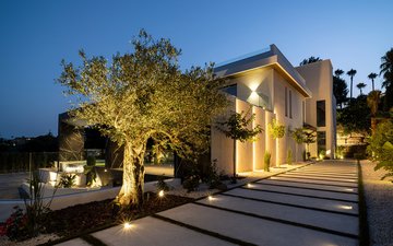 Property slide 48