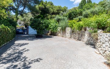 Property slide 15