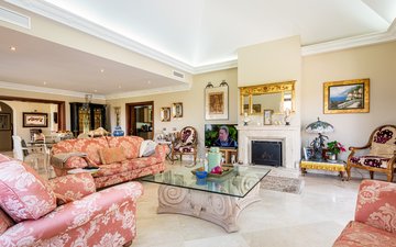 Property slide 10