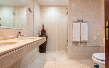 Property slide 18