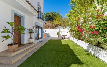 Property slide 42
