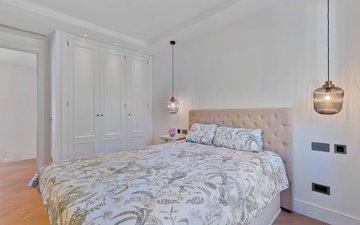 Property slide 24