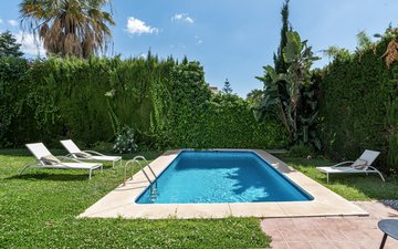 Property slide 44