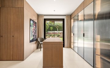 Property slide 19