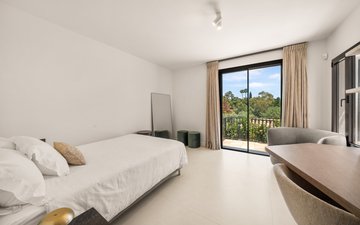 Property slide 20