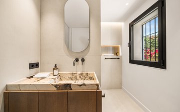 Property slide 25