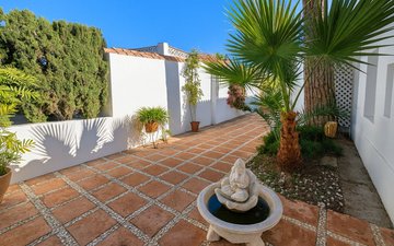 Property slide 38