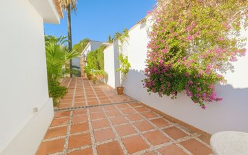 Property slide 43