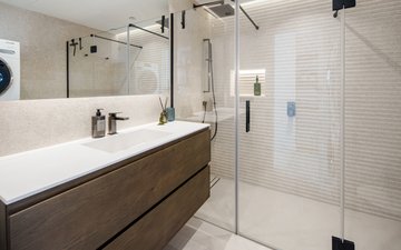Property slide 31