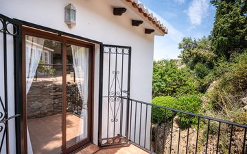 Property slide 41