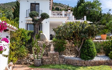 Property slide 42