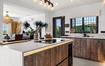 Property slide 10